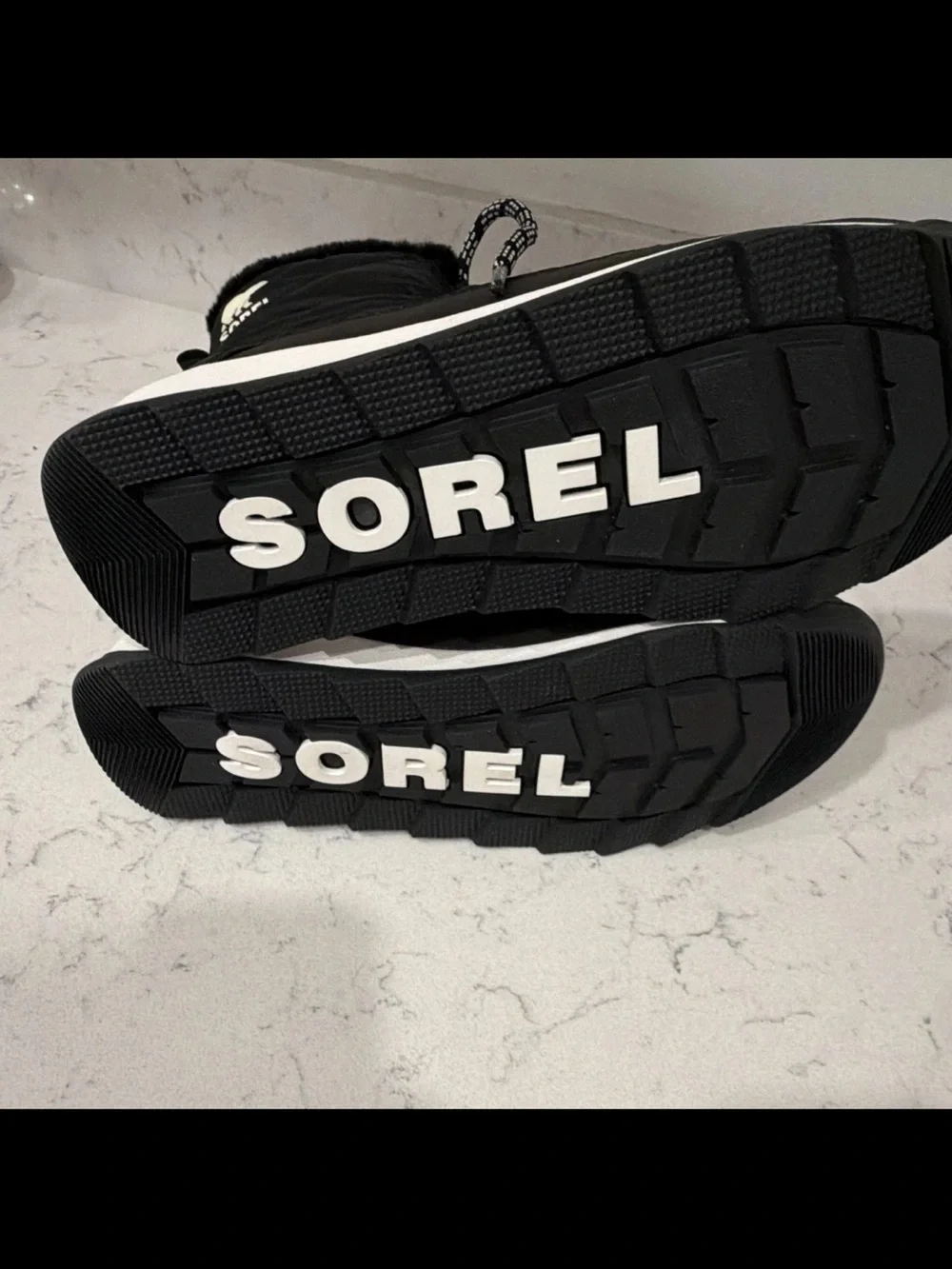 Sorel stylish black